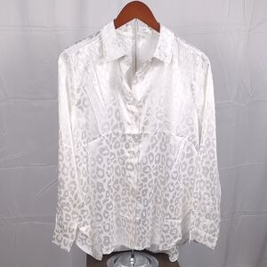 Elegant White Leopard Print Blouse